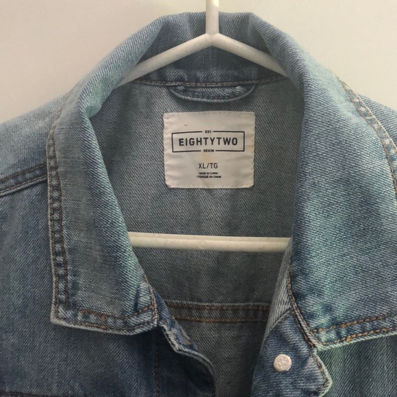 Women’s Denim Vest - Picture 2 of 3